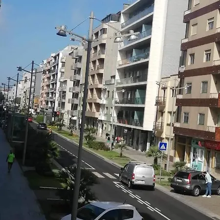 Apartman Spacieux Avec Terrasse *